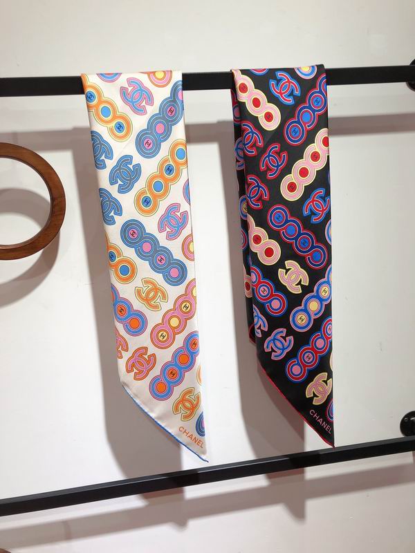 Chanel silk scarf 90X90cm E08